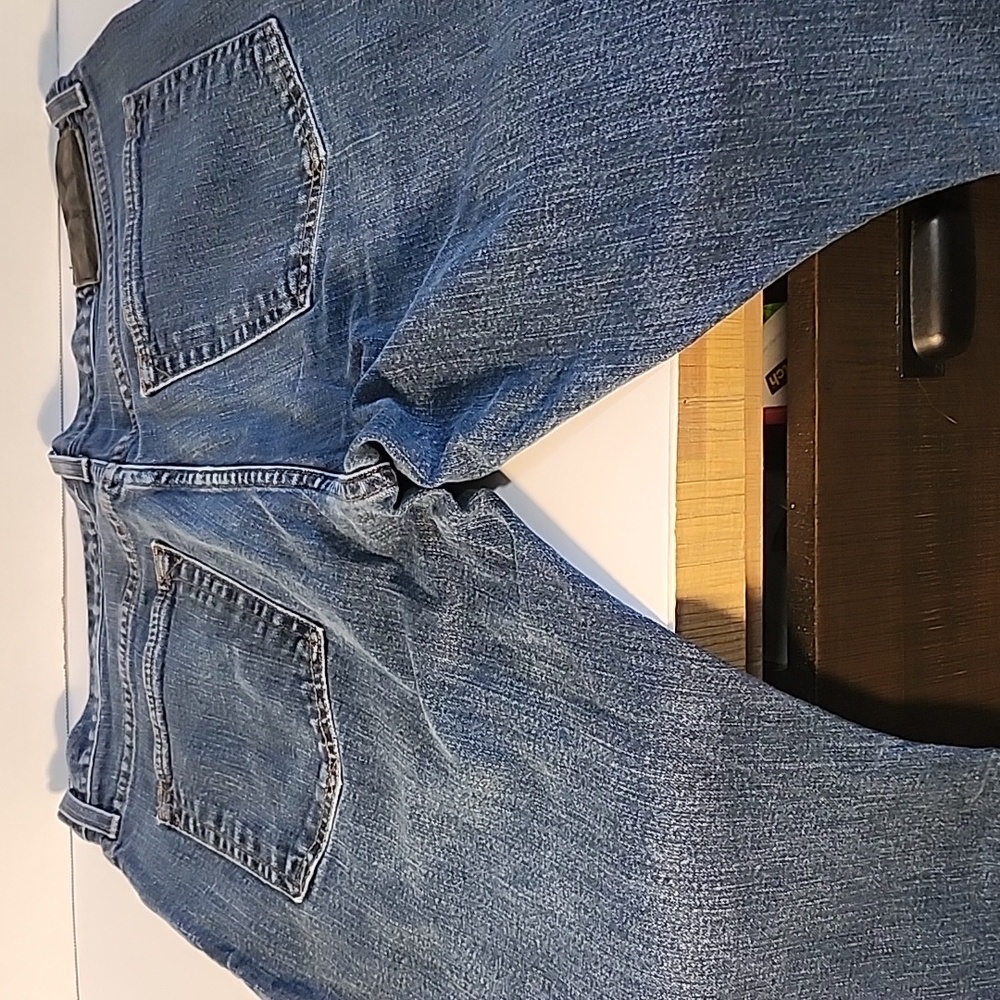 Eddie Bauer- Men's dark wash- straight leg- jeans 35/32 - Picture 4 of 10